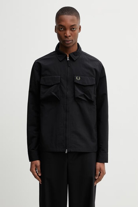 Fred Perry koszula męska kolor czarny relaxed z kołnierzykiem klasycznym M2402