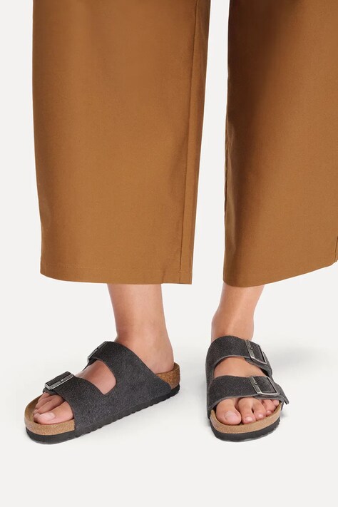 Birkenstock klapki zamszowe Arizona kolor szary 1031632