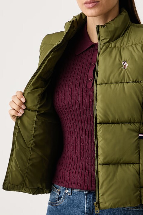 U.S. Polo Assn. безрукавка жіноча LIGHTWEIGHT PUFFER GILET — SS26-KUD0JA, зелений — фото 5