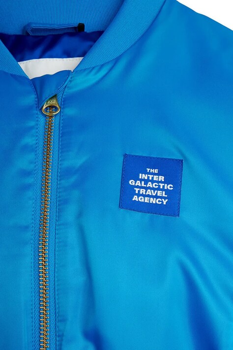 Mini Rodini kurtka dziecięca Travel agency kolor niebieski 26210101