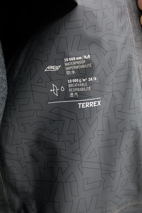Спортивна куртка adidas TERREX — фото 7