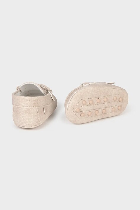 Mayoral Newborn buty niemowlęce kolor beżowy 9083