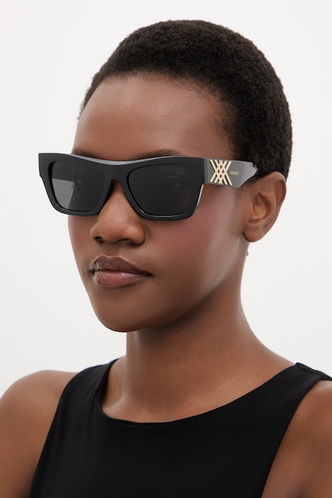 Burberry okulary przeciwsłoneczne damskie czarne 0BE4490U