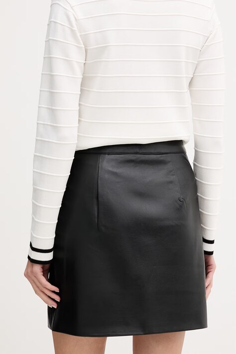 Morgan spódnica kolor czarny mini rozkloszowana JRIBEL