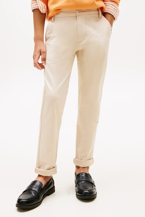 Tommy Hilfiger spodnie chinos dziecięce z bawełną beżowe regular waist KB0KB09638