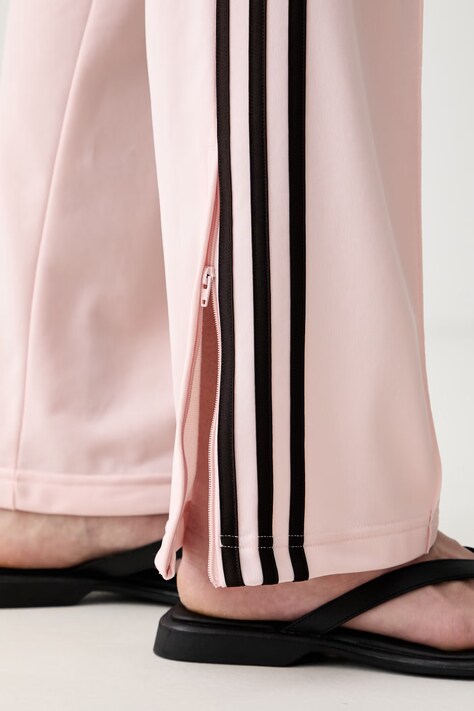 adidas Originals спортивні штани жіночі Firebird Classic — SS26-SPD03R, рожевий — фото 4