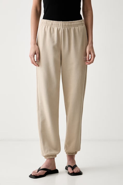 adidas Originals спортивные штаны для женщин из хлопка бежевые high waist KC9076