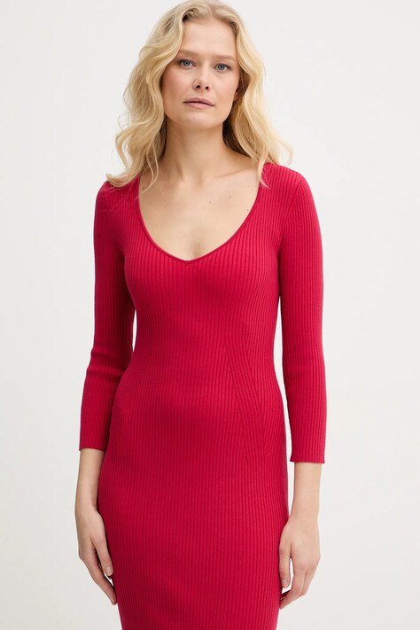 Twinset sukienka kolor czerwony midi dopasowana 261AP3100