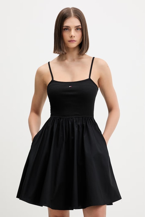 Tommy Jeans sukienka rozkloszowana z bawełną czarna gładka DW0DW22352