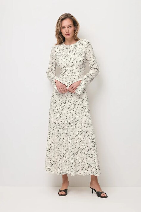 Bizuu sukienka IVYNI kolor beżowy midi rozkloszowana IVYNI KREMOWY