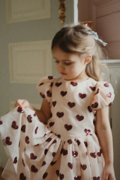 Dívčí šaty Konges Sløjd HEARTLILY DRESS GRS béžová barva, mini, KS104313