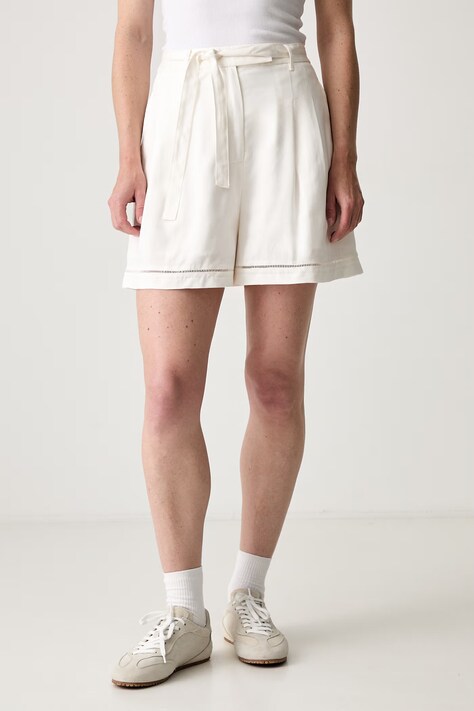 Lacoste σορτς με lyocell Γυναικεία λευκά ψηλά FF1026