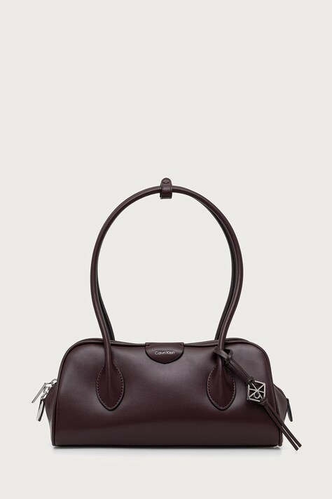 Calvin Klein Kabelka typu baguette dámska z imitácie kože burgundská LV04F3369G