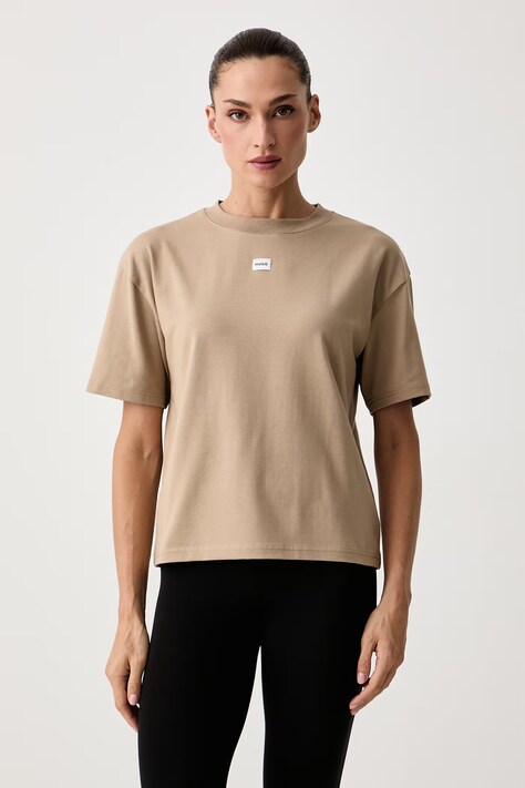 HUGO T-shirt oversize damski z modalem SIGNATURE_TSHIRT beżowy 50556807