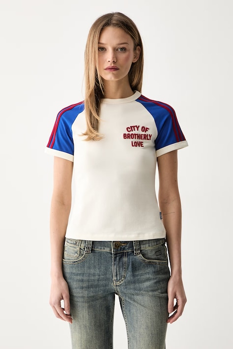adidas Originals T-shirt damski bawełniany z elastanem beżowy KE0654