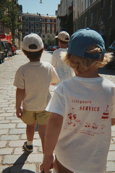 Konges Sløjd T-shirt dziecięcy z domieszką lnu ERA TEE OCS biały KS105359