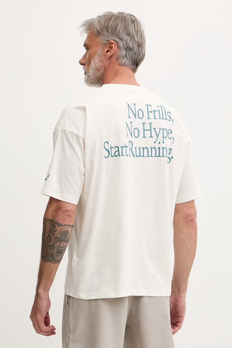 Asics T-shirt do biegania męski z bawełną RUNNER MESSAGE beżowy 2031F321