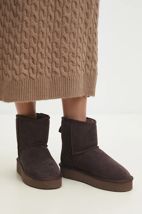 Замшевые сапоги Answear.LAB цвет коричневый