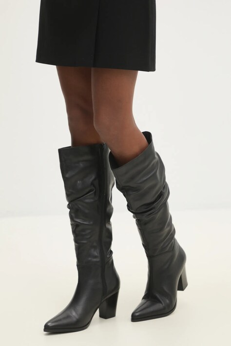 Kožené kozačky Answear.LAB dámské, černá barva, na podpatku, lehce zateplené