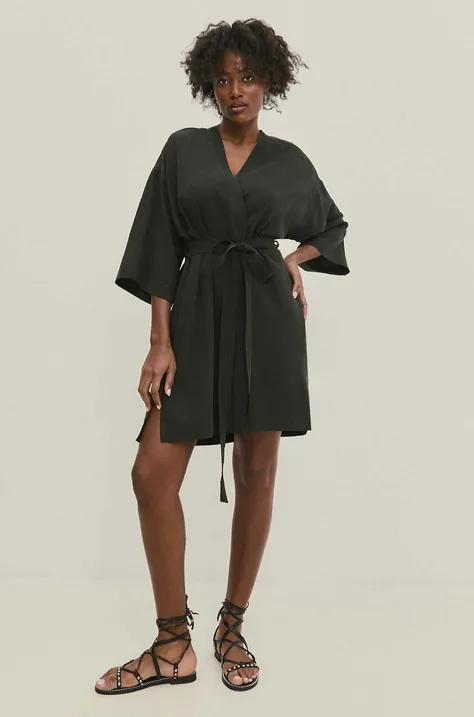 Φόρεμα με λινό Answear Lab χρώμα: μαύρο