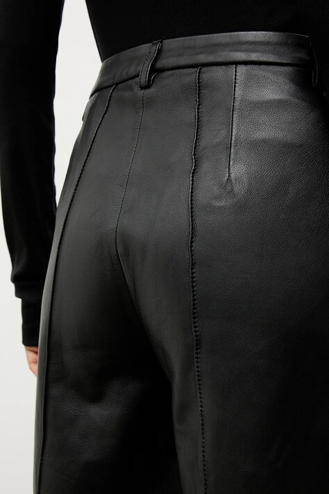 Шкіряні штани Answear.LAB NATTIE — WA25-SPD038, чорний — фото 5