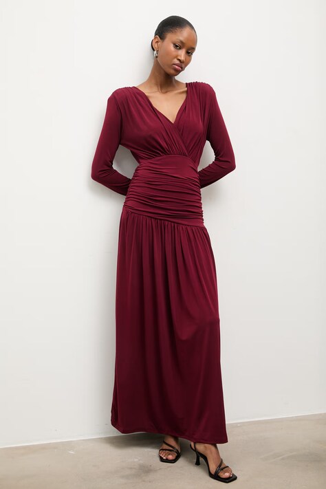 Answear.LAB sukienka kolor bordowy maxi rozkloszowana