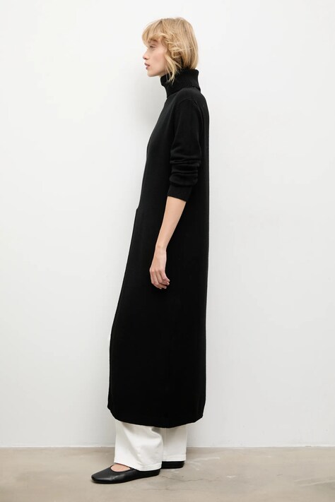 Answear.LAB sweter damski kolor czarny z golfem