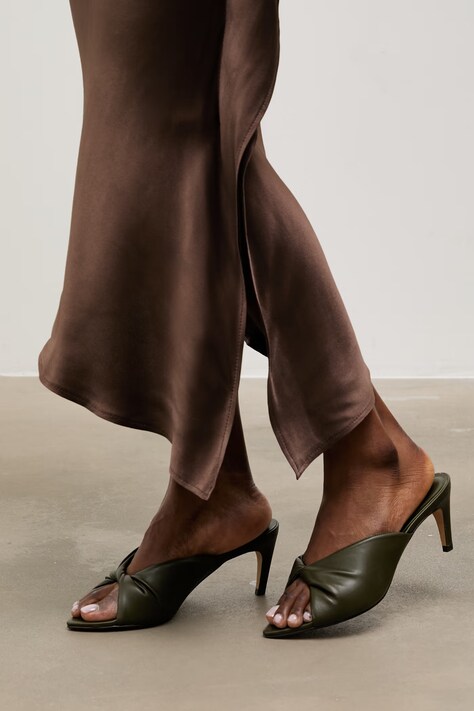 Answear.LAB klapki na szpilce damskie skórzane zielone