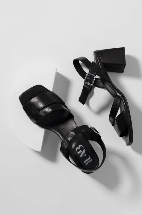 Answear Lab sandały skórzane kolor czarny