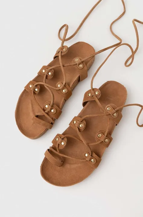 Answear Lab sandale din piele intoarsa femei, culoarea maro