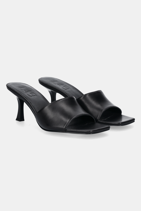 Answear Lab slapi de piele femei, culoarea negru, cu toc cui