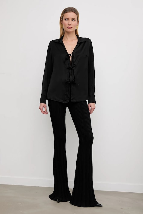 Answear.LAB koszula damska kolor czarny regular z kołnierzykiem klasycznym