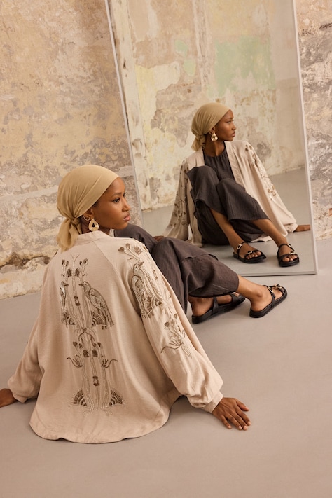 Answear.LAB suknjič ženski viskozen bež