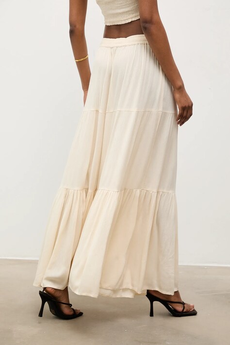 Answear.LAB spódnica kolor beżowy maxi rozkloszowana