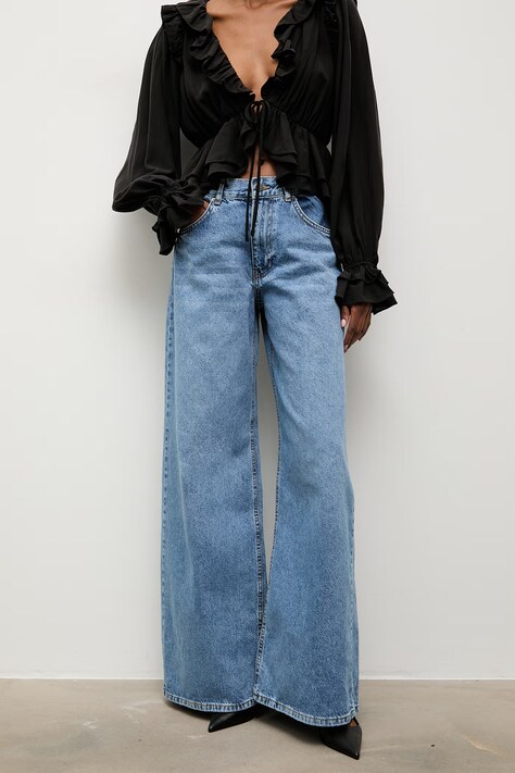 Answear.LAB jeansy relaxed fit damskie niebieskie