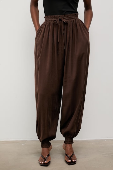 Answear.LAB spodnie damskie z modalem brązowe regular waist