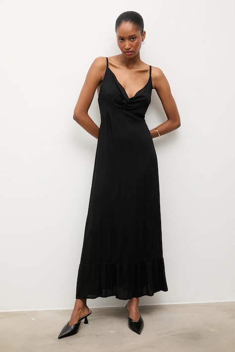 Answear.LAB sukienka wiskozowa kolor czarny maxi rozkloszowana