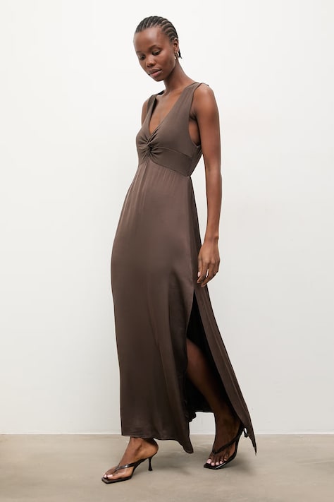 Answear.LAB sukienka z wiskozy brązowa gładka