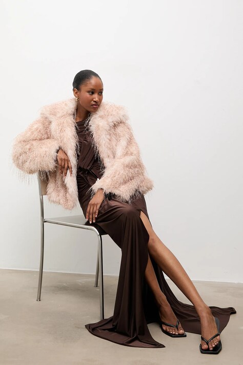 Answear.LAB sukienka kolor brązowy maxi dopasowana