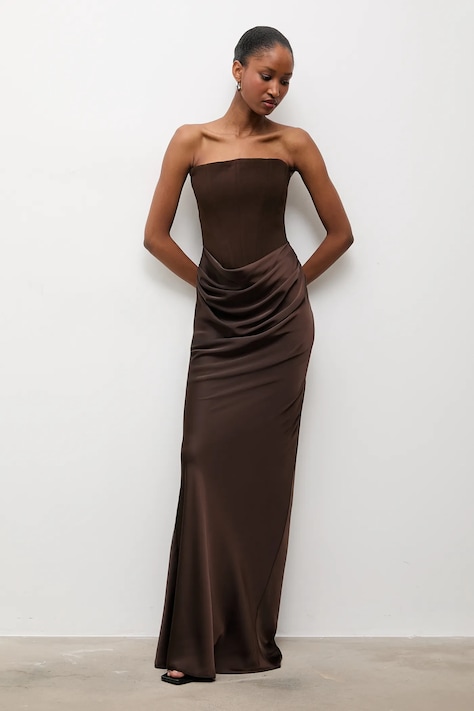 Answear.LAB sukienka kolor brązowy maxi dopasowana