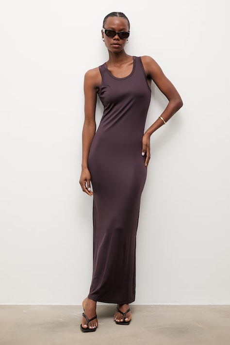 Answear.LAB sukienka z wiskozy brązowa gładka