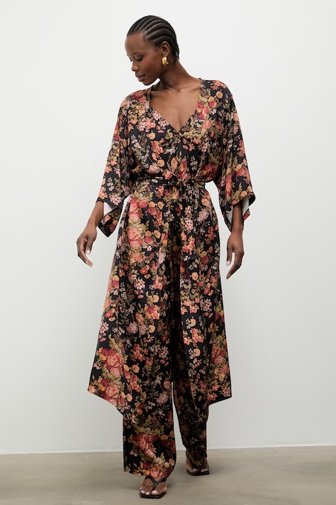 Answear.LAB sukienka kopertowa z wiskozy czarna w kwiaty