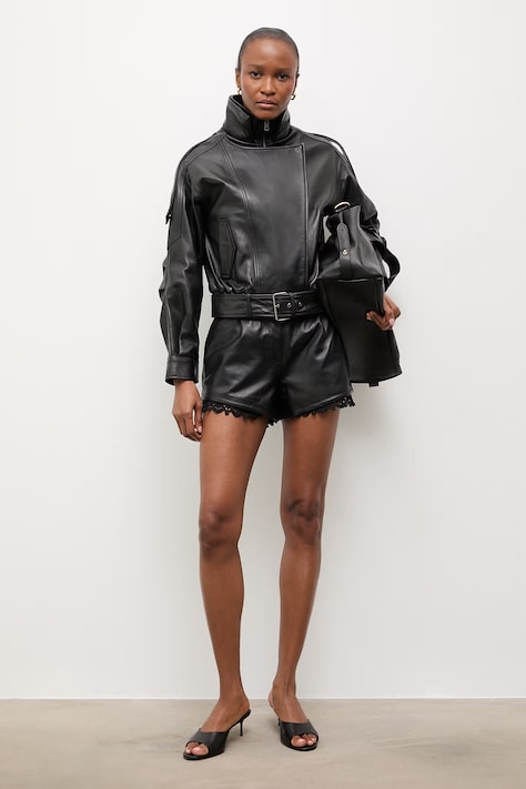 Answear.LAB szorty damskie skórzane EIRA czarne high waist