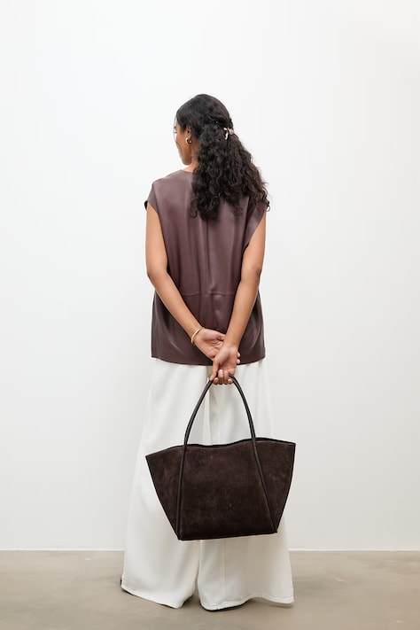 Замшева сумочка Answear.LAB з колекції Unscripted колір коричневий