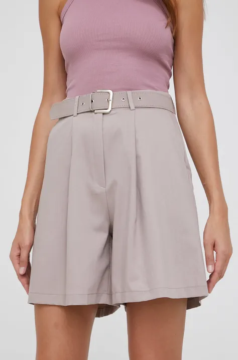 Kratke hlače Answear Lab za žene, boja: smeđa, glatki materijal, visoki struk