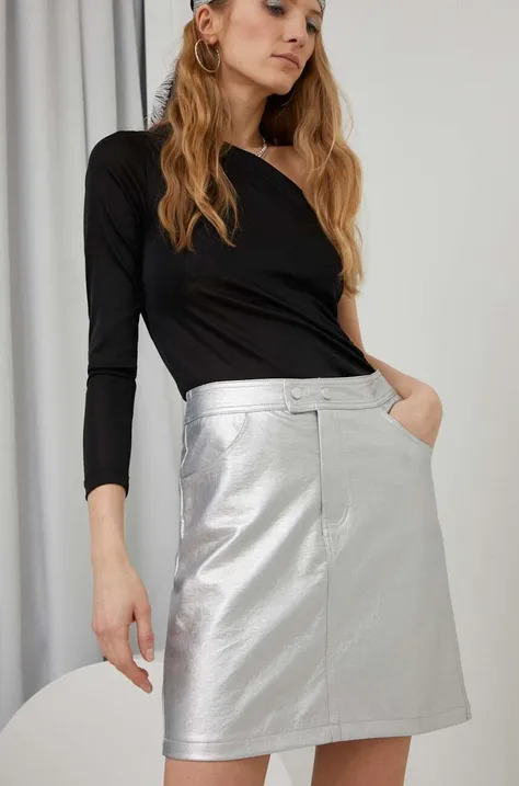 Answear Lab spódnica X kolekcja limitowana SISTERHOOD kolor srebrny mini prosta