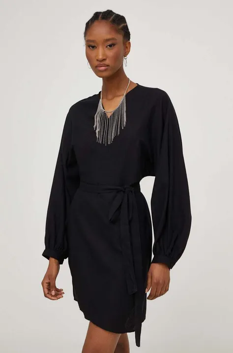 Answear Lab sukienka z domieszką lnu kolor czarny mini prosta