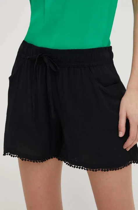 Kratke hlače Answear Lab za žene, boja: crna, glatki materijal, visoki struk