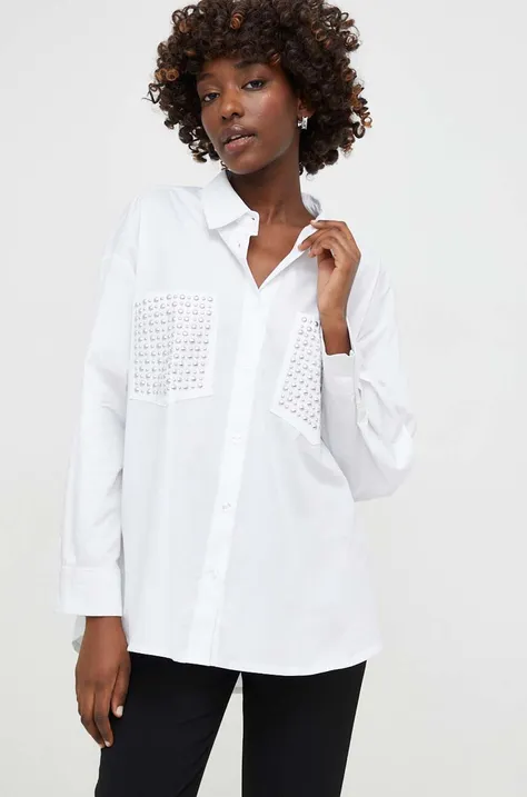 Памучна риза Answear Lab дамска в бяло със свободна кройка с класическа яка