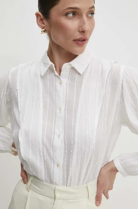 Памучна риза Answear Lab дамска в бежово със стандартна кройка с класическа яка